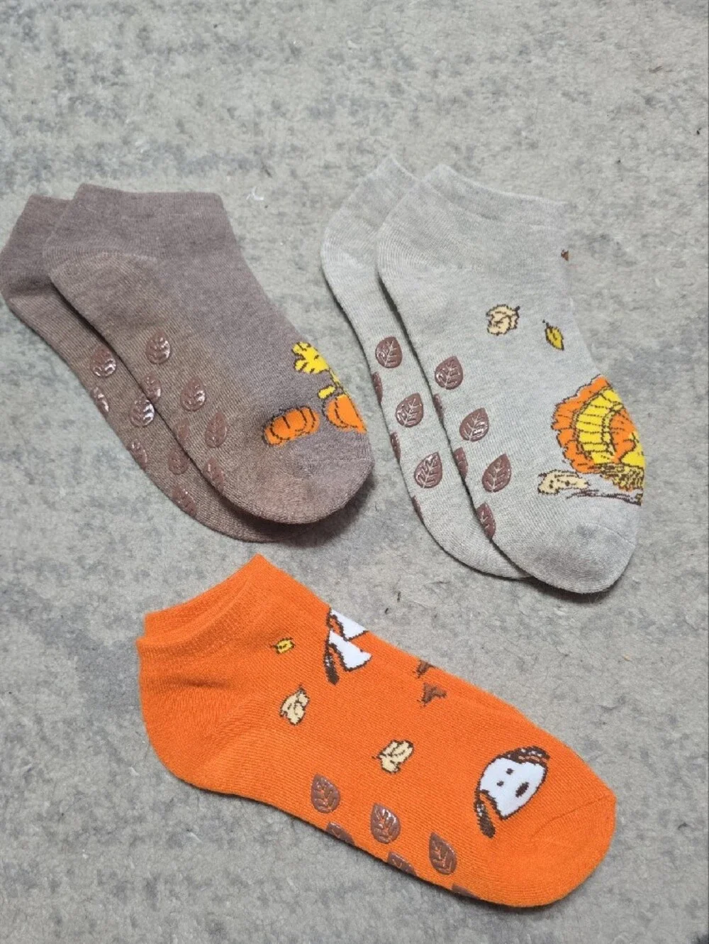Peanuts Women's Ankle Sock Trio - Orange, Gray, Brown